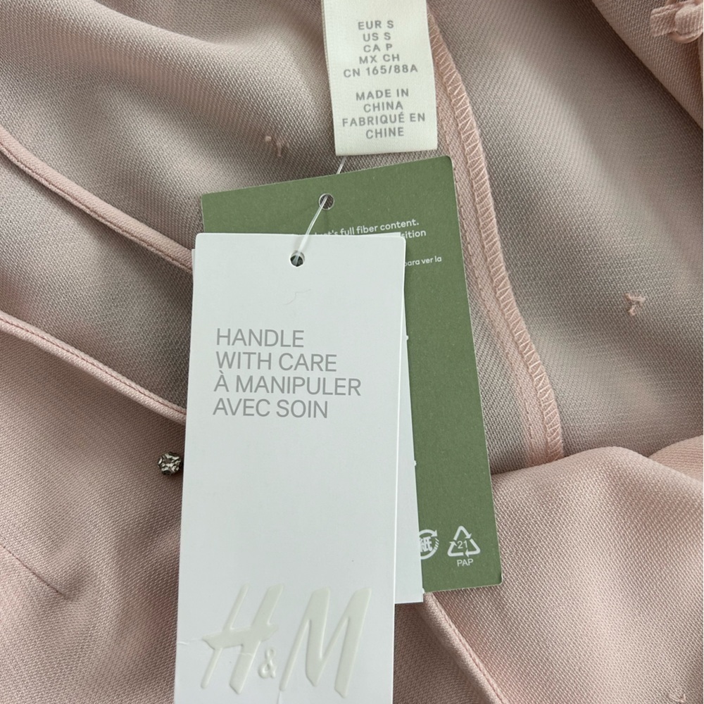 H&M Blush Pink Appliqué Rhinestone Mini Dress Size Small NWT - Picture 3 of 3